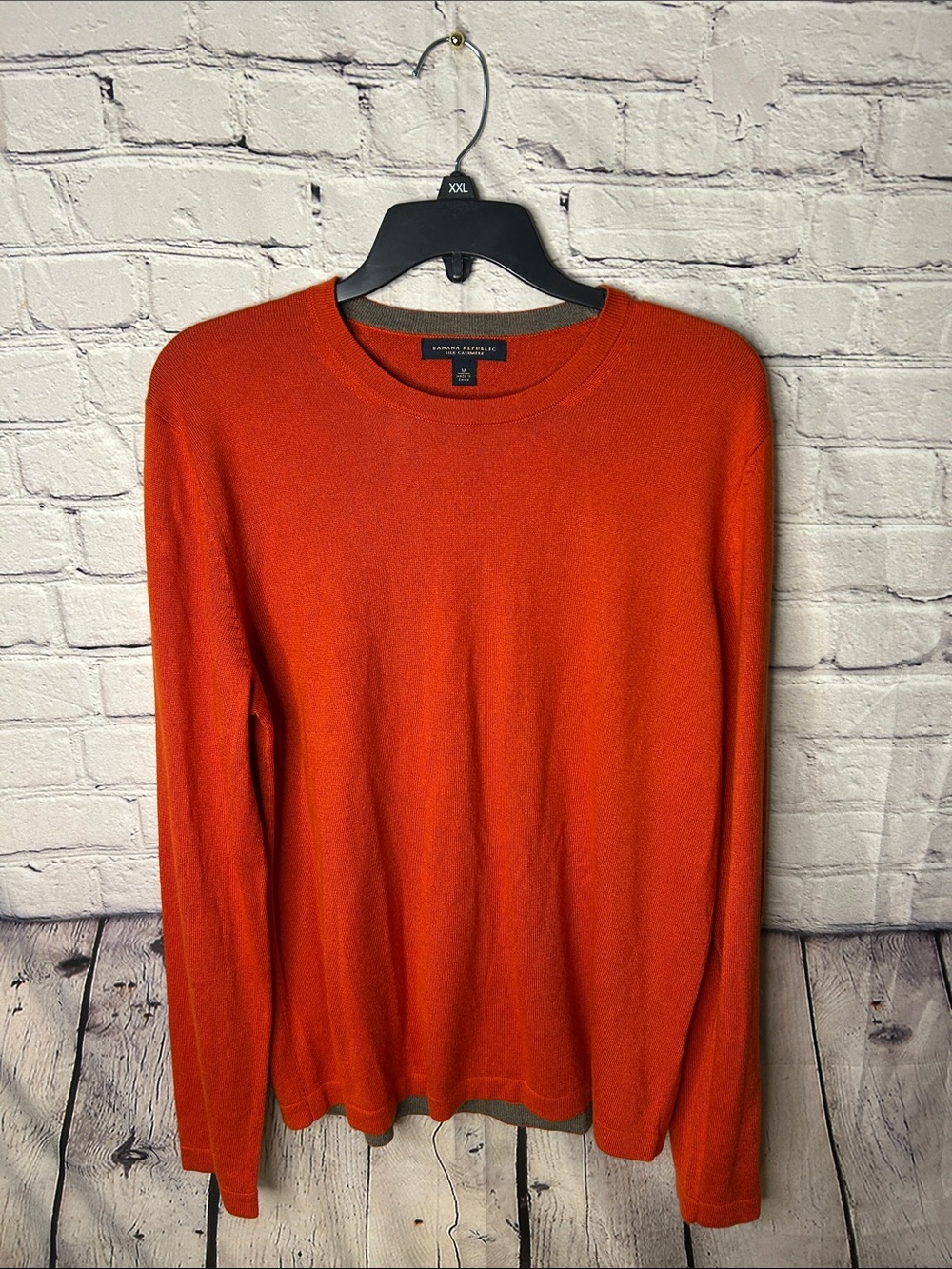 Banana Republic silk (83%) and cashmere(17%) sweater pullover crewneck size medi